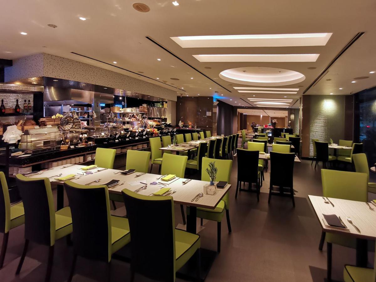 M Hotel Singapore City Centre Eksteriør bilde The interior of the restaurant